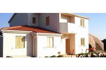 Croaţia Privát Molat, Exteriorul